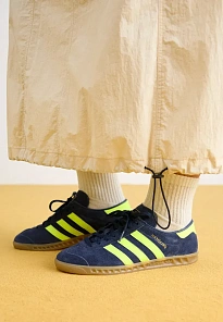 Фото № 2 с приближением к товару «‎HAMBURG»