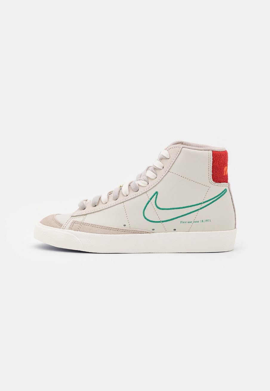 Фото № 1 с приближением к товару «‎Nike Blazer 77 »