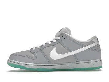 Nike SB Dunk Low Marty McFly - 3