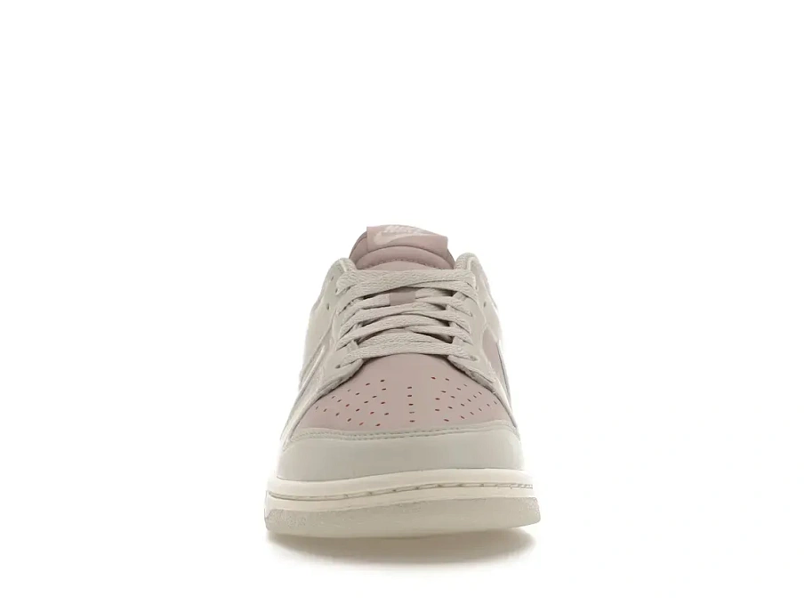 Фото № 2 с приближением к товару «‎Nike Dunk Low Next Nature»