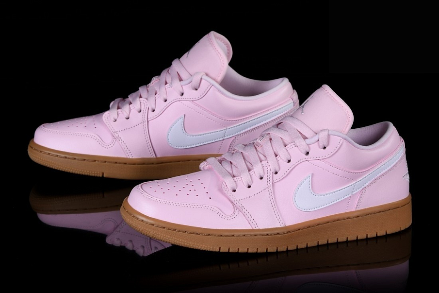 Фото № 3 с приближением к товару «‎Air Jordan 1 Low "Pink Gum" For Women Pink»