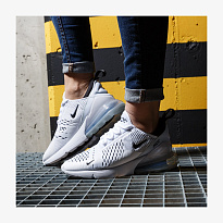 Фото № 2 с приближением к товару «‎Nike Air Max 270»