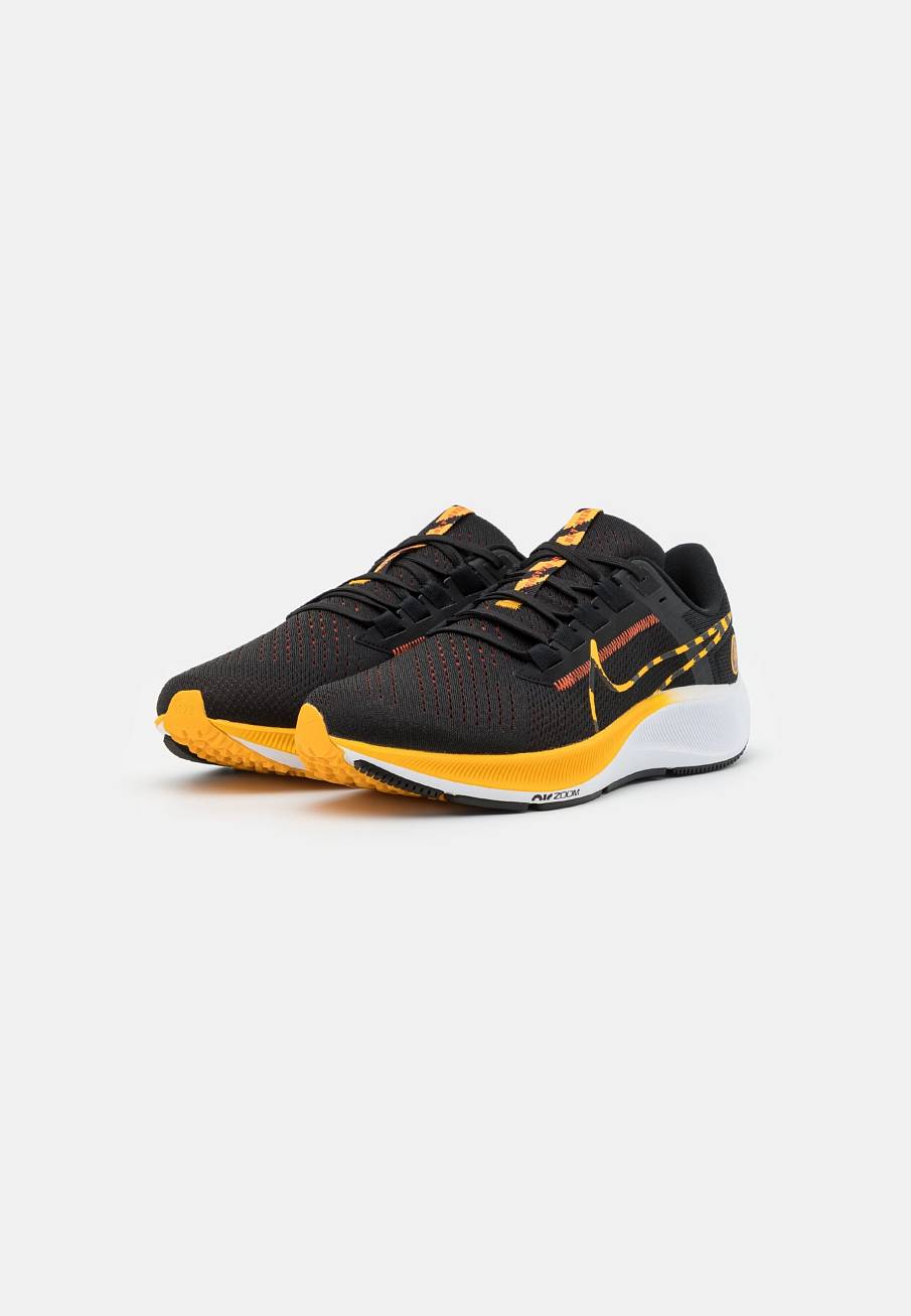 Фото № 2 с приближением к товару «‎Nike Air Zoom Pegasus 38»
