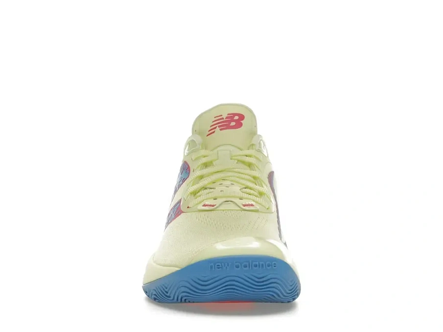 Фото № 2 с приближением к товару «‎New Balance TWO WXY v5»
