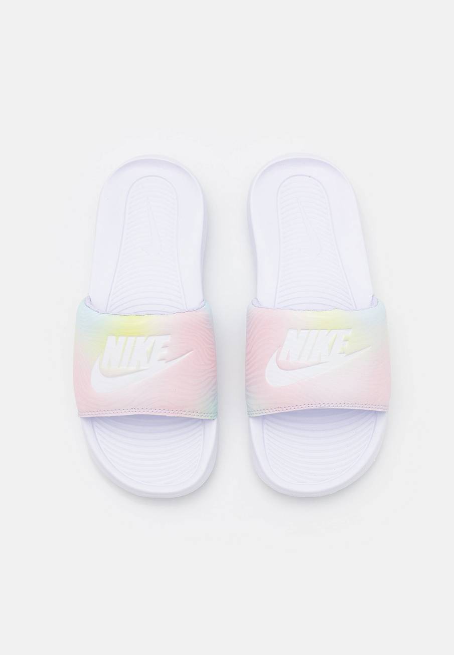 Фото № 4 с приближением к товару «‎Nike Victori One Slide Print»