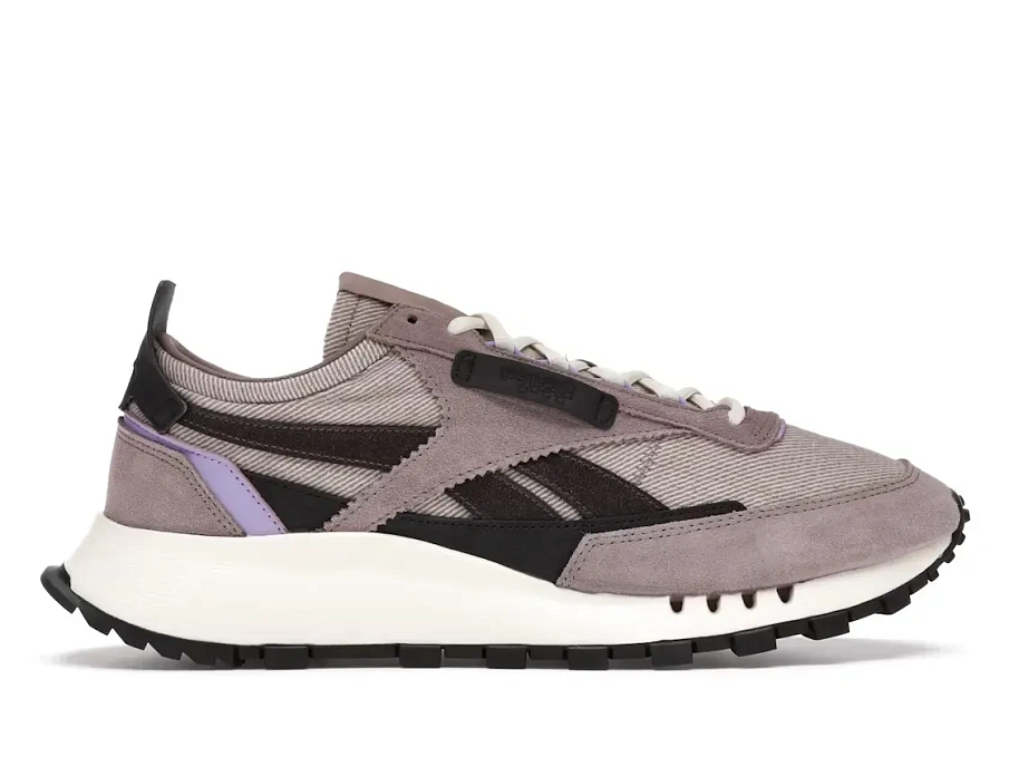 Фото № 1 с приближением к товару «‎Reebok Classic Leather Legacy»