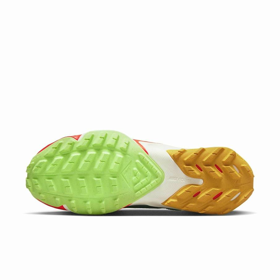 Фото № 5 с приближением к товару «‎Nike Air Zoom Terra Kiger 8»