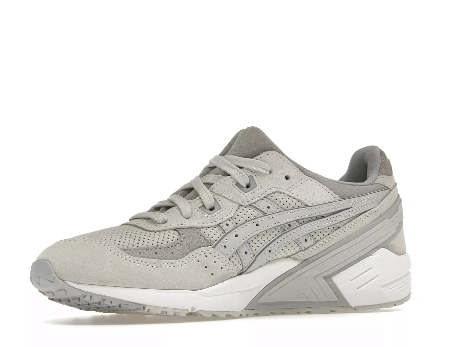 Фото № 5 с приближением к товару «‎ASICS Gel-Lyte III RE Glacier Grey»