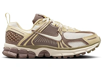 Фото № 1 с приближением к товару «‎Nike Zoom Vomero 5»