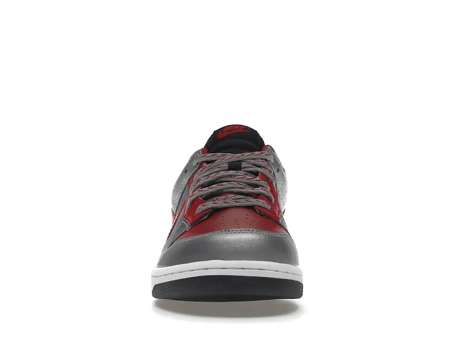 Фото № 2 с приближением к товару «‎Nike Dunk Low CL Ultraman»