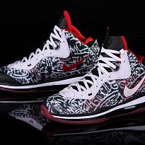 Фото № 1 с приближением к товару «‎Nike Lebron 8 GS Graffiti »