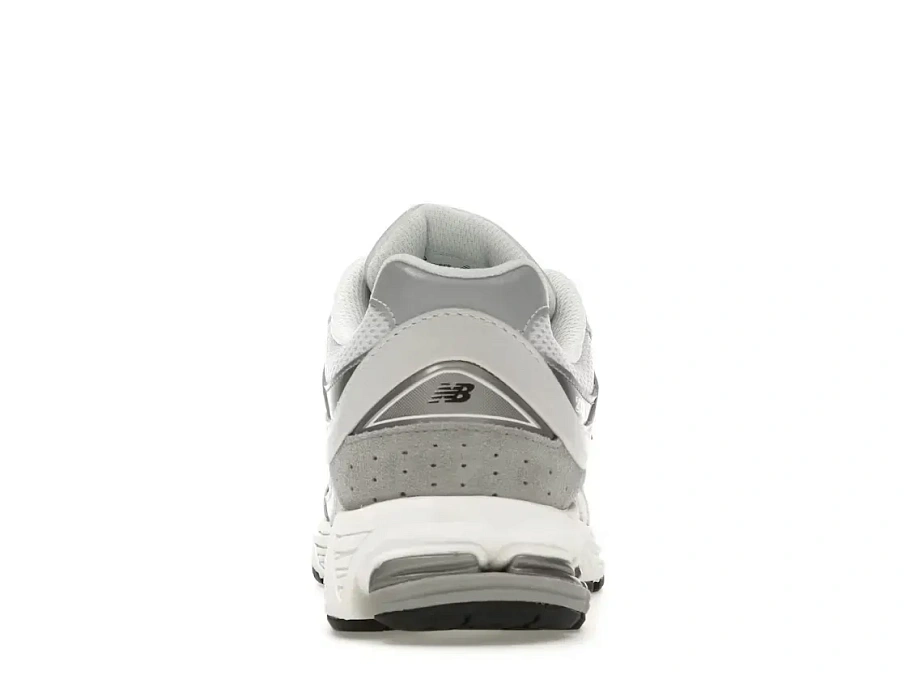 Фото № 4 с приближением к товару «‎New Balance 2002R»