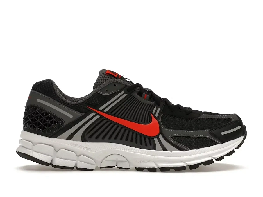Фото № 1 с приближением к товару «‎Nike Zoom Vomero 5»