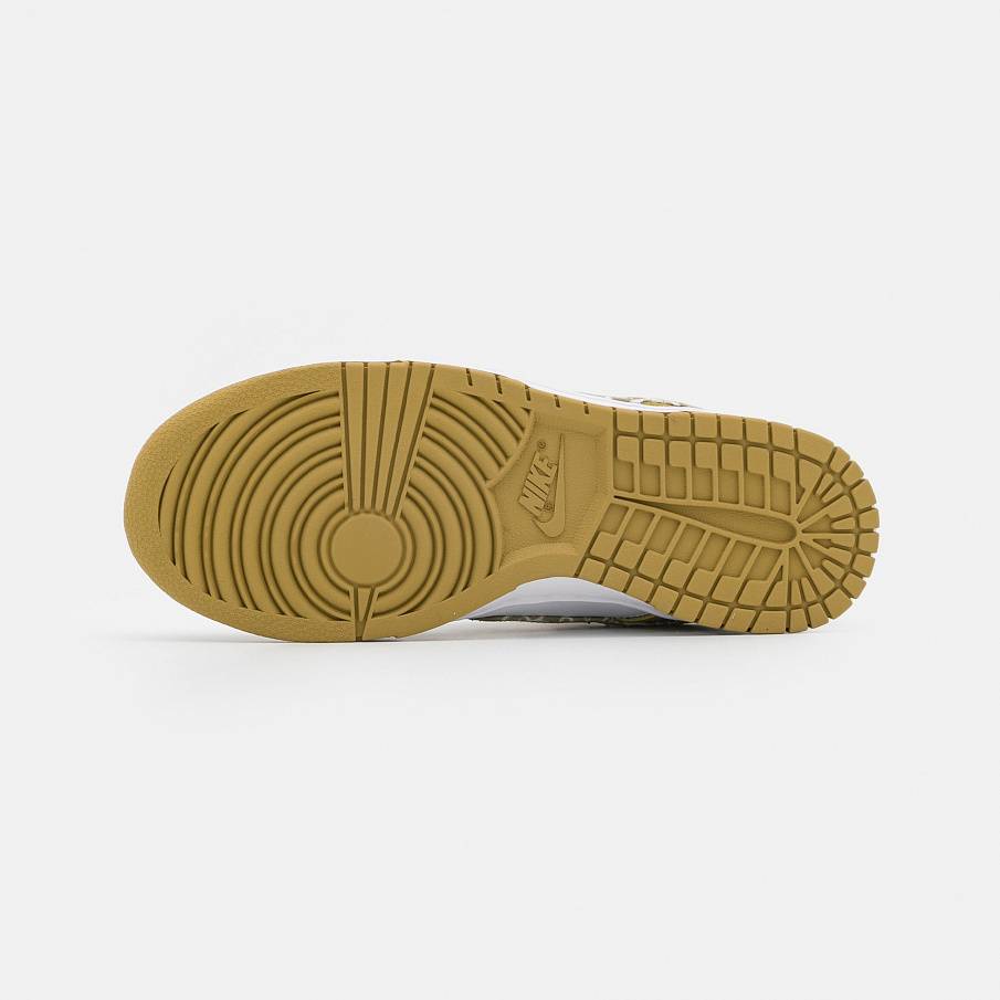 Фото № 4 с приближением к товару «‎Nike Dunk »