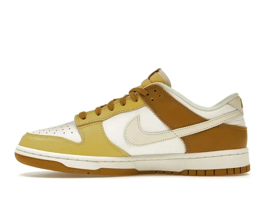 Фото № 3 с приближением к товару «‎Nike Dunk Low Retro»