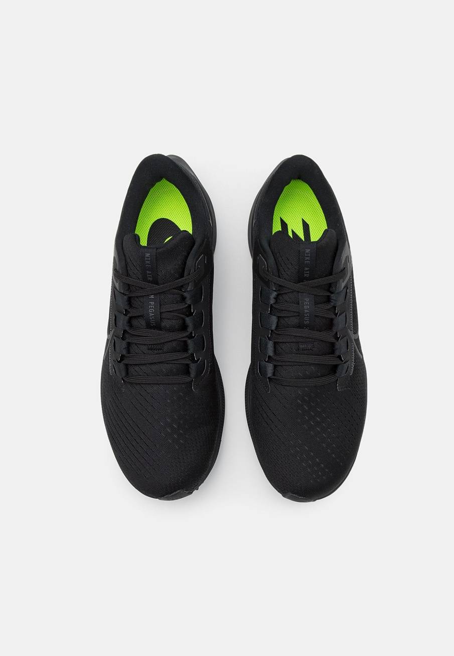 Фото № 4 с приближением к товару «‎Nike Air Zoom Pegasus 38»