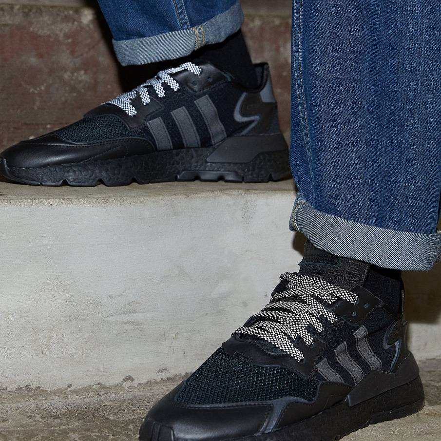 Фото № 3 с приближением к товару «‎Adidas Nite Jogger »