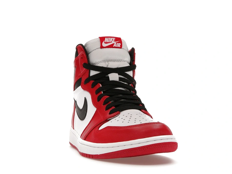 Фото № 4 с приближением к товару «‎Jordan 1 Retro Chicago (2015)»