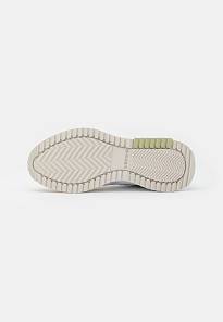 Фото № 4 с приближением к товару «‎Adidas Retropy »