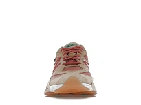 Фото № 2 с приближением к товару «‎New Balance 9060»