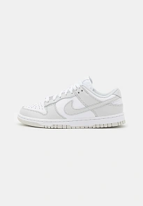 Фото № 1 с приближением к товару «‎DUNK LOW»