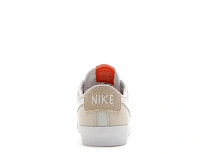 Фото № 4 с приближением к товару «‎Nike SB Zoom Blazer Low Pro GT ISO Summit White»