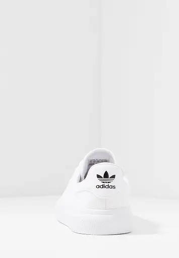 Adidas 3mc  - 4