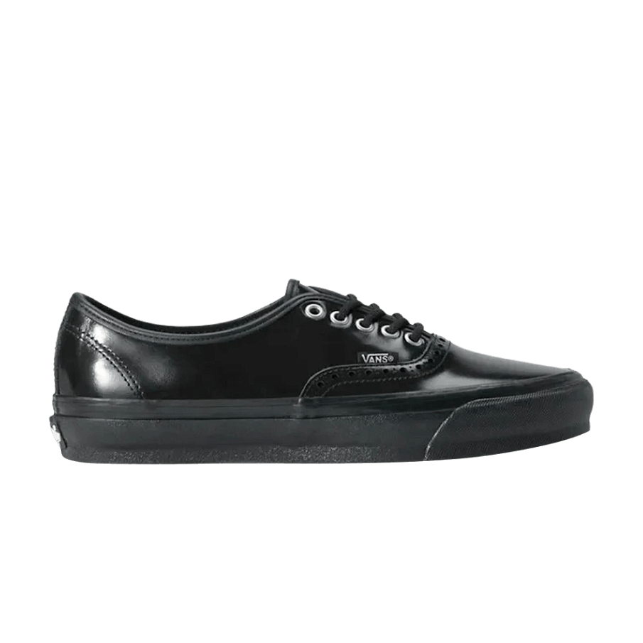 Фото № 1 с приближением к товару «‎Vans Authentic 44 Siped Vibram Gloss Leather Brogue Black»