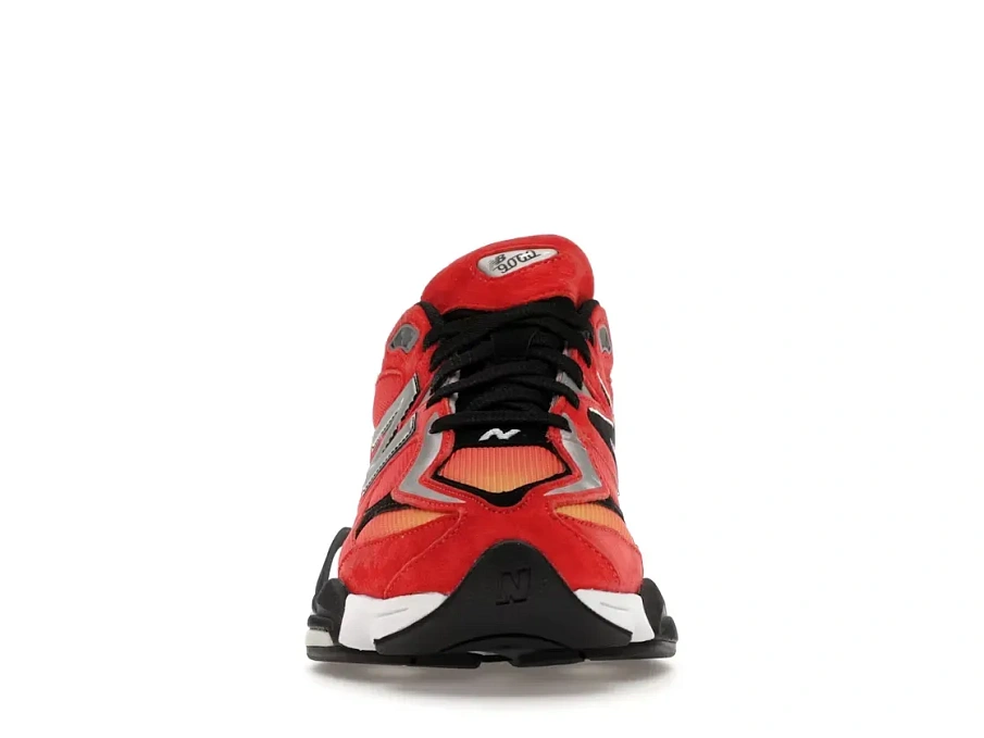 Фото № 2 с приближением к товару «‎New Balance 9060»