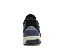 Фото № 4 с приближением к товару «‎New Balance 2002R»
