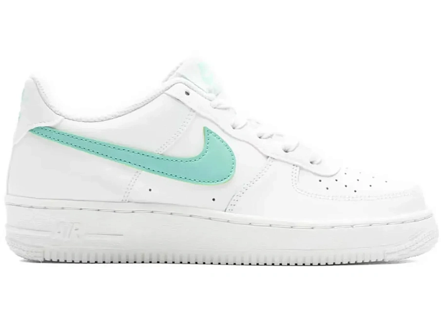 Фото № 1 с приближением к товару «‎Nike Air Force 1 Low»
