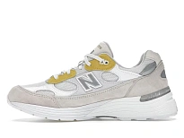 Фото № 3 с приближением к товару «‎New Balance 992»