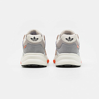 Фото № 3 с приближением к товару «‎Adidas Retropy F90 »