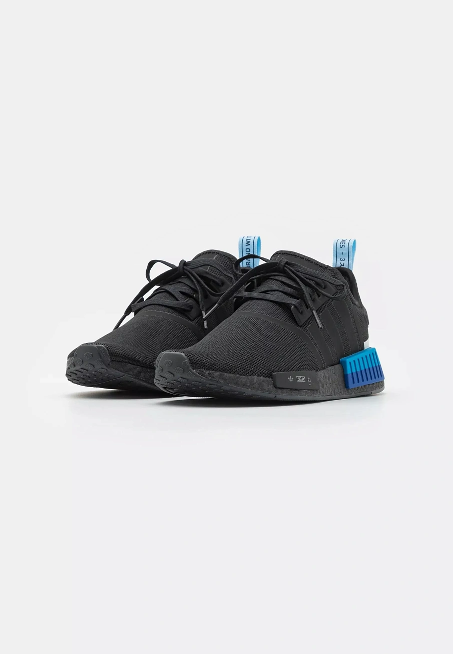 Фото № 3 с приближением к товару «‎NMD R1 UNISEX»