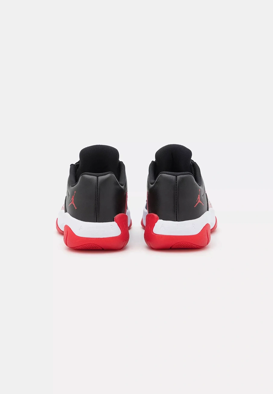 Фото № 4 с приближением к товару «‎WMNS AIR JORDAN 11 CMFT LOW»