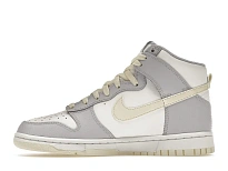 Фото № 3 с приближением к товару «‎Nike Dunk High Coconut Milk Oxygen Purple »