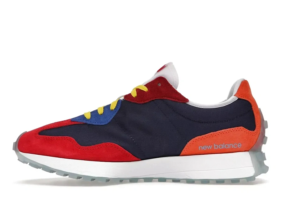 Фото № 3 с приближением к товару «‎New Balance 327»
