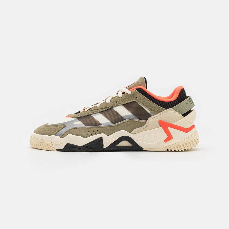 Фото № 1 с приближением к товару «‎Adidas Niteball II »