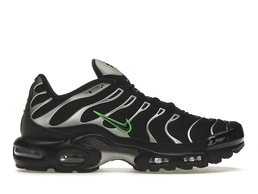 Фото № 1 с приближением к товару «‎Nike Air Max Plus Black Silver Green Strike»