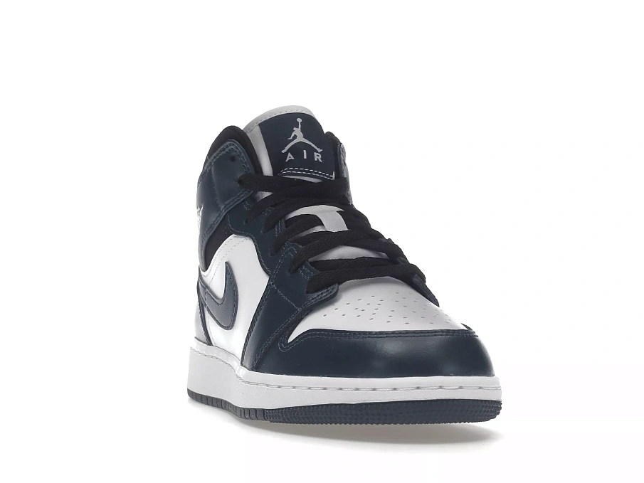 Фото № 3 с приближением к товару «‎Jordan 1 Mid Armory Navy »