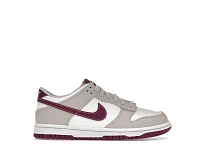 Фото № 1 с приближением к товару «‎Nike Dunk Low»