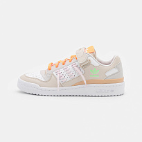 Фото № 1 с приближением к товару «‎Adidas Forum »
