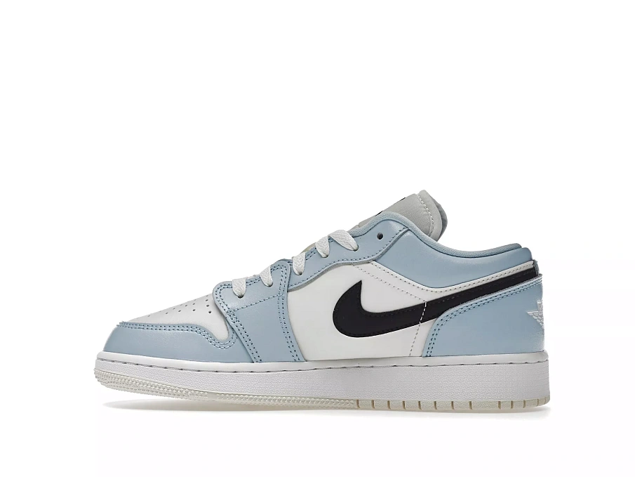 Фото № 4 с приближением к товару «‎Jordan 1 Low Ice Blue Black »