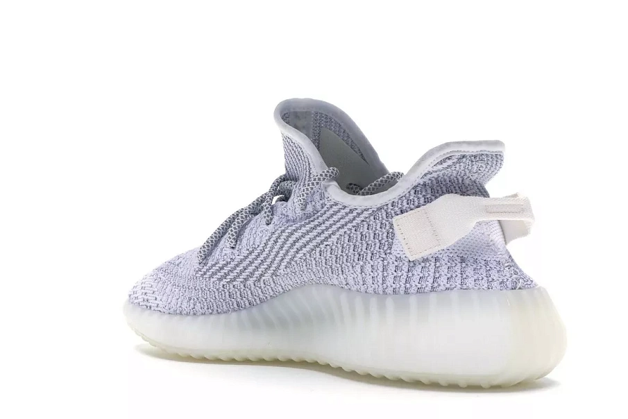 Фото № 4 с приближением к товару «‎adidas Yeezy Boost 350 V2 Static Reflective»