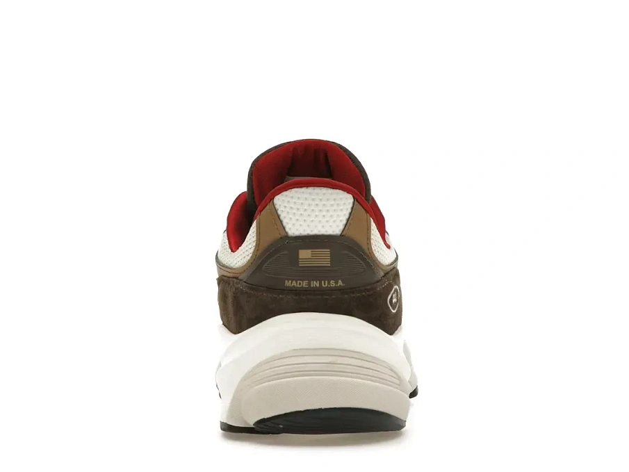 Фото № 4 с приближением к товару «‎New Balance 990v6»