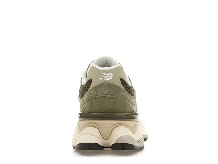 Фото № 4 с приближением к товару «‎New Balance 9060»