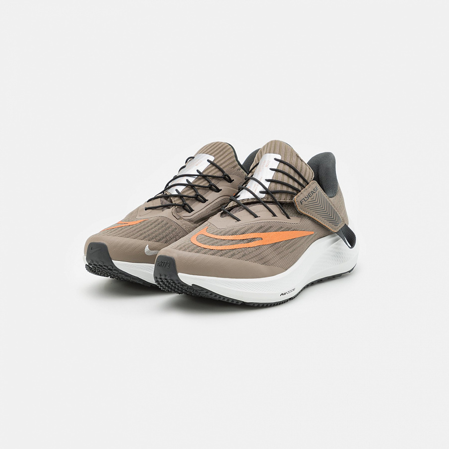 Фото № 2 с приближением к товару «‎Nike Air Zoom Pegasus Flyease»