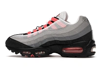 Фото № 6 с приближением к товару «‎Nike Air Max 95 Solar Red (2011)»