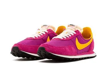 Nike Waffle Trainer 2 SP 'Fireberry' - 3
