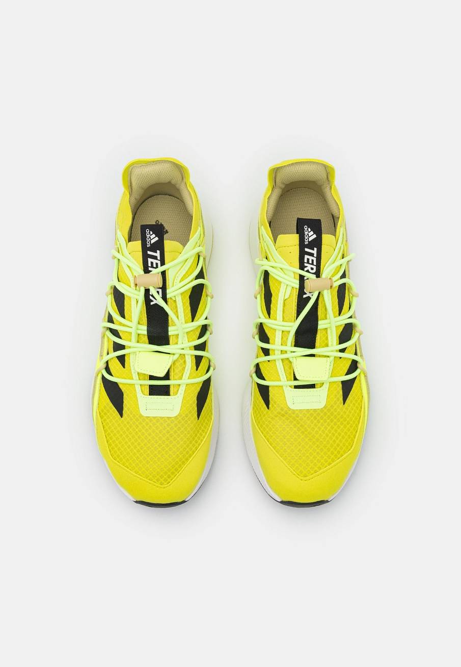 Фото № 4 с приближением к товару «‎Adidas Terrex Voyager 21 »